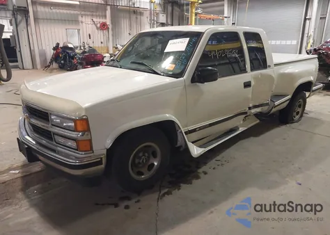 1997 Chevrolet C1500 Fleetside from USA, damaged, VIN 2GCEC19R0V1127766